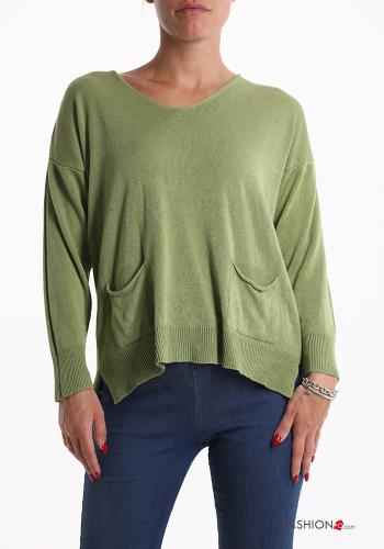 Maglione con tasche scollo a V