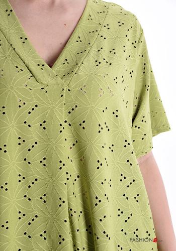 Blouse oversize manches courtes à broderie à col en V - ph 4
