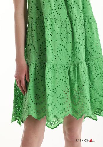 Vestido em Algodão sem mangas curto com folhos bordado inglês - ph 4