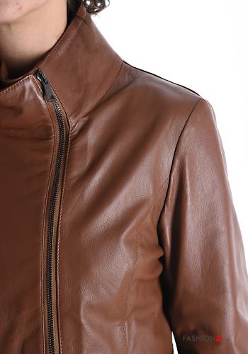 Giacca in Vera pelle con fodera con zip a collo alto con tasche - ph 4