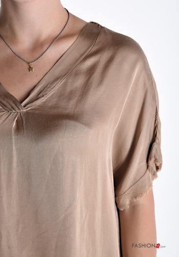 Blusa raso maniche corte scollo a V - ph 4