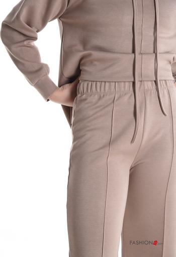 Tuta sportiva maniche lunghe con cappuccio con elastico - ph 4