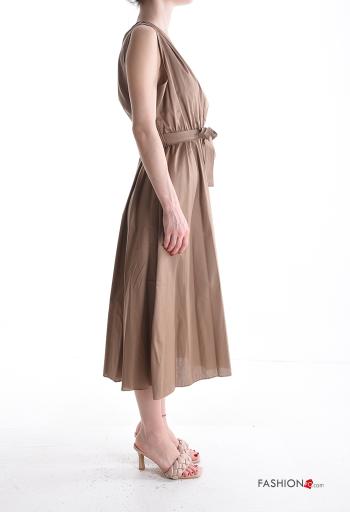 Abito in Cotone senza maniche scollo a V con cintura in stoffa - ph 3