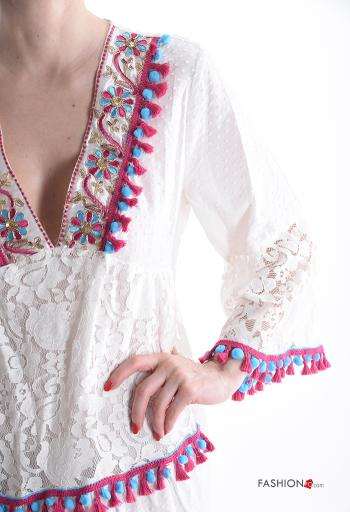 Vestido de Algodón encaje manga larga Patrón bordado con volantes con cuello en v - ph 4