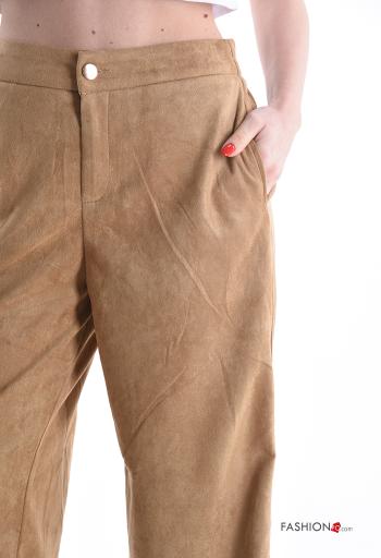 Pantalone camoscio Fantasia ricamata con tasche con bottoni con zip - ph 4