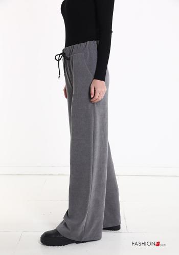 Pantalone in velluto costine con elastico con tasche con coulisse - ph 3