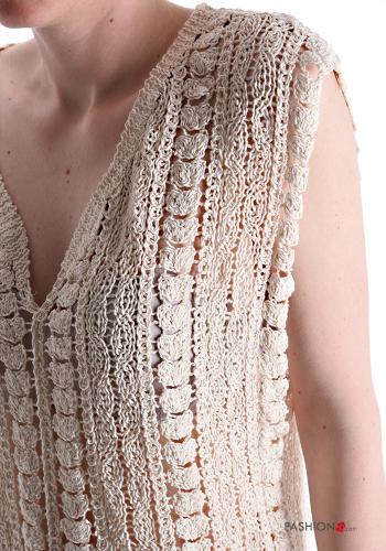 Embroidered sleeveless Cotton Top with v-neck plunging neckline - ph 4