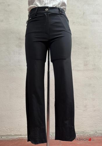 Trousers with pockets