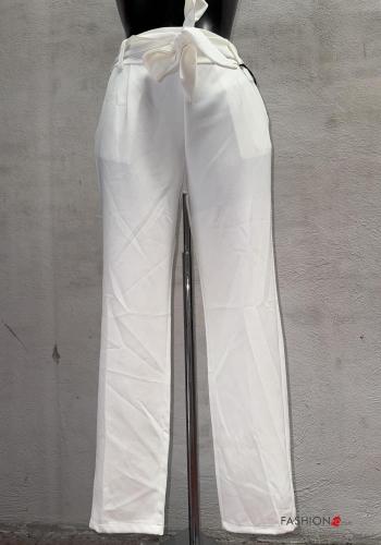 Pantalone con tasche con cintura in stoffa