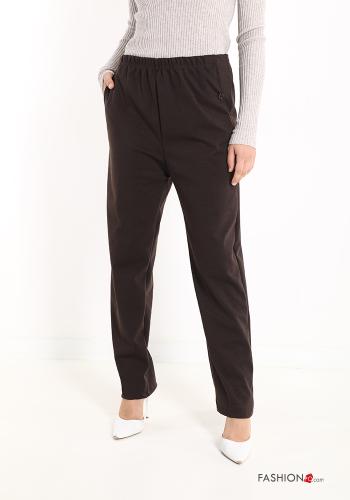 Pantalones con bolsillos