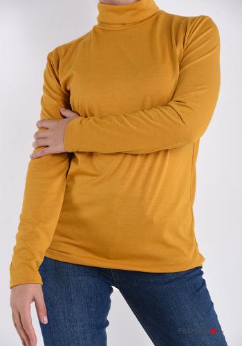 Camiseta de manga larga de cuello alto