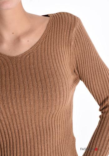 Sweater with v-neck - ph 4