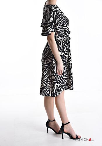 Robe manches courtes à genoux Imprimé animalier à col en V avec ceinture en tissu - ph 3